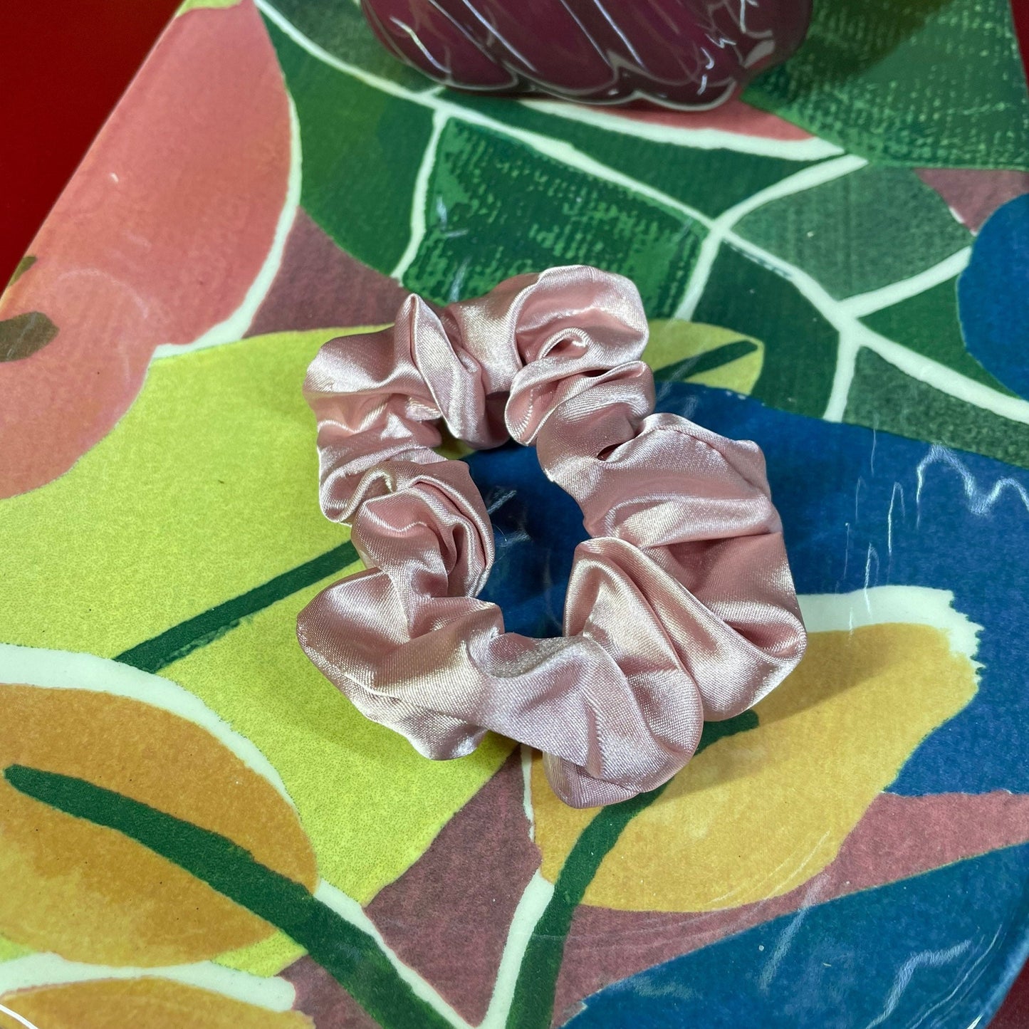 Scrunchie  in 4 Farben in sweet velvet oder samt oder glitzer oder bunt oder soft teddy  oder Haargummi | Geschenk  | Style